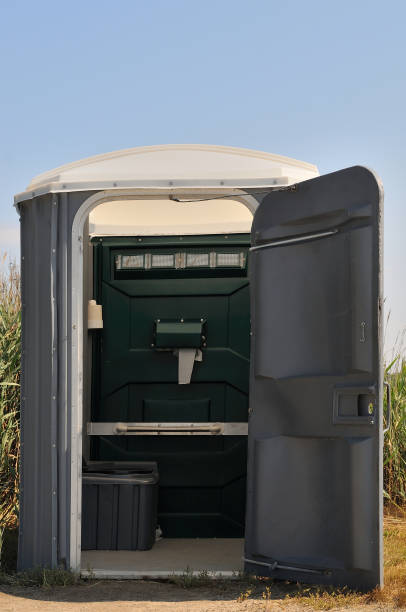 Best Portable bathroom rental  in Eldora, IA